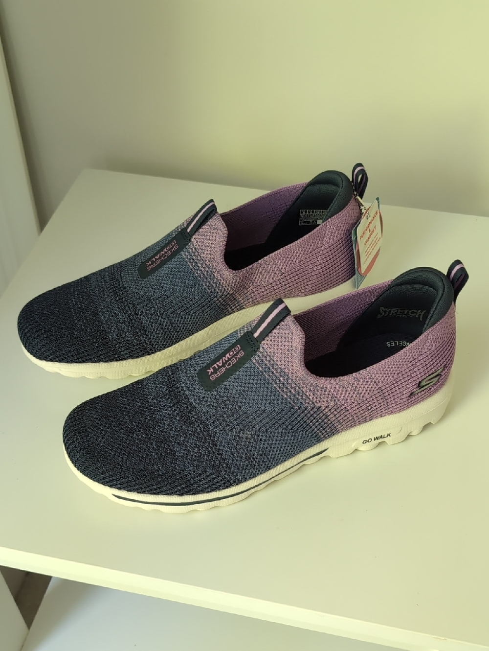 Skechers Go Walk Slip-On Sneakers Ibiza Purple & Blue Gradient Size 8 Brand New!